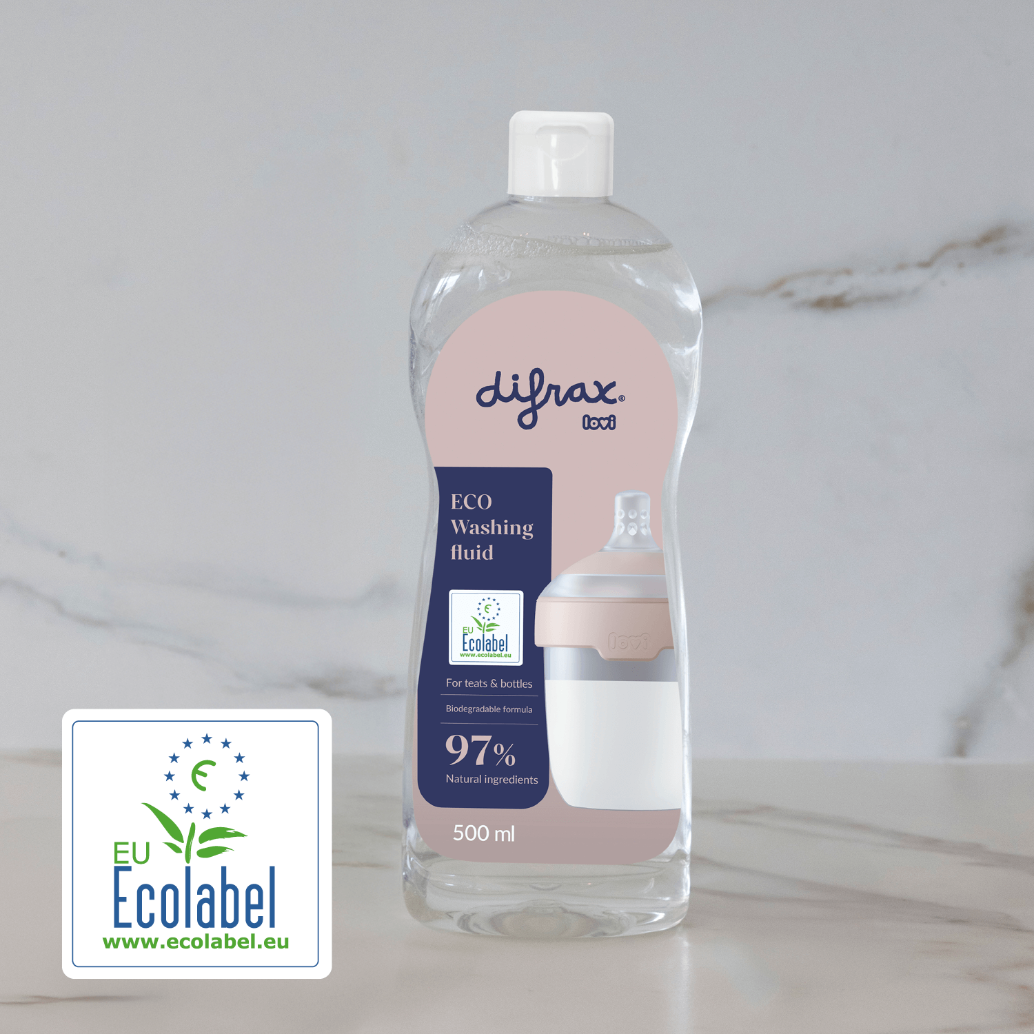 Liquide vaisselle Eco Difrax LOVI doux pour nettoyer les biberons et accessoires de l’ensemble de luxe pour bébé nude.