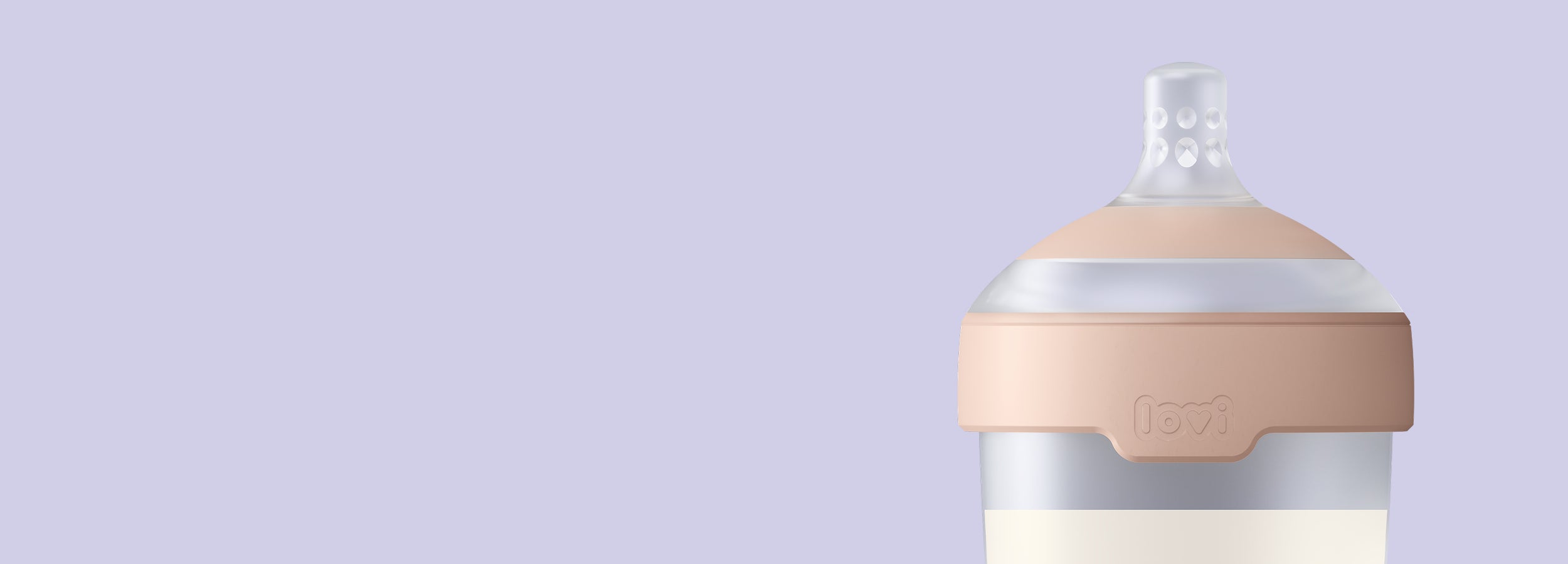 Biberon Lovi Mammafeel avec anneau en silicone couleur chair imitant l'aréole sur fond lavande