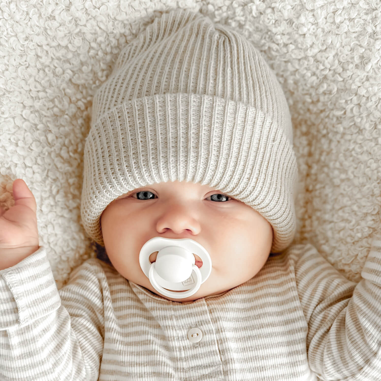 Bébé avec sucette Difrax LOVI Prime duopack 0-6 mois en Coconut / Pistachio, soutient le réflexe naturel de succion, sans BPA et sûr pour les jeunes enfants