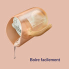Illustration du gobelet d’apprentissage Difrax LOVI Genius avec insert, montrant la fonction pour boire facilement et de manière contrôlée