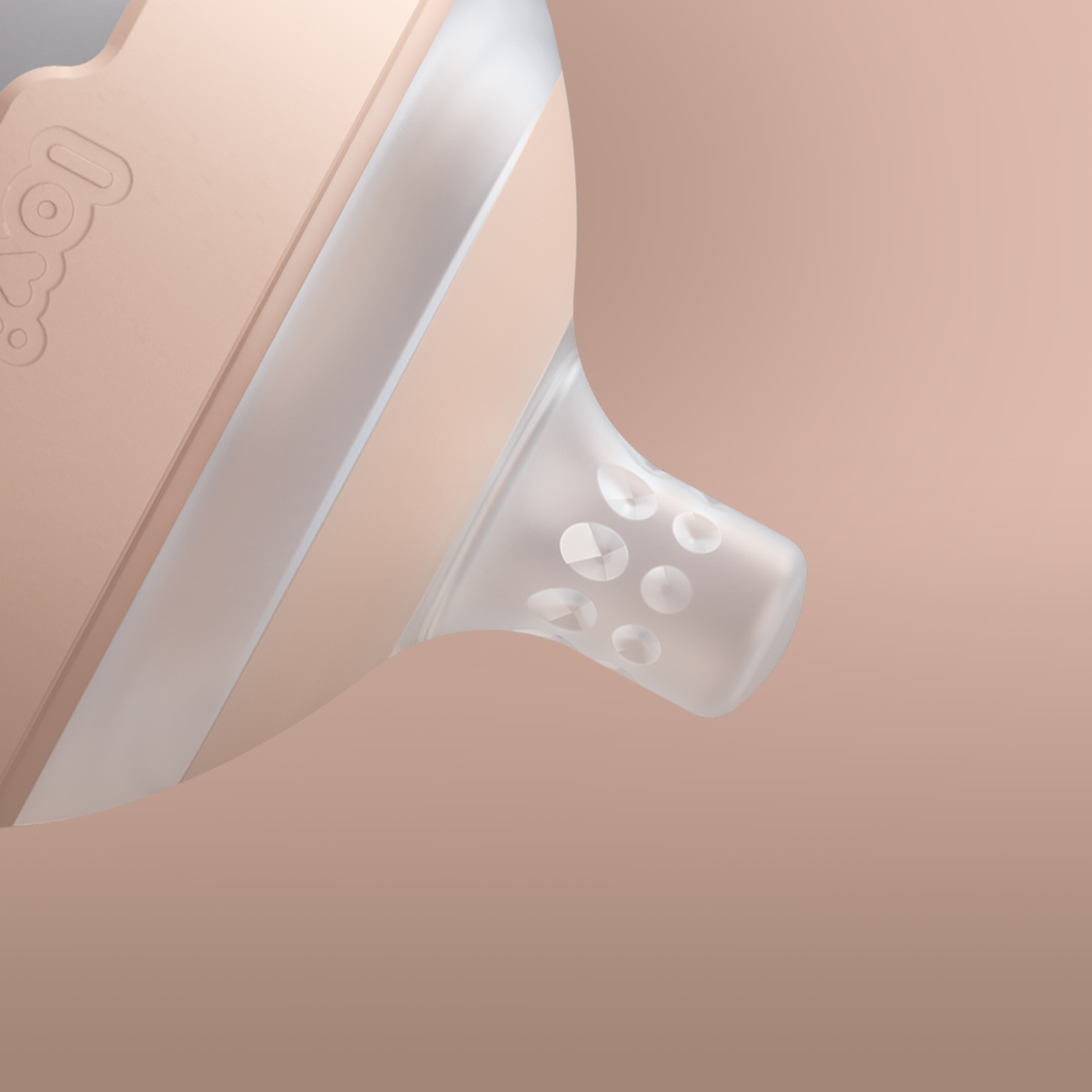 Illustration de la tétine dynamique du biberon Mammafeel, conçue pour s’adapter aux besoins de succion de bébé